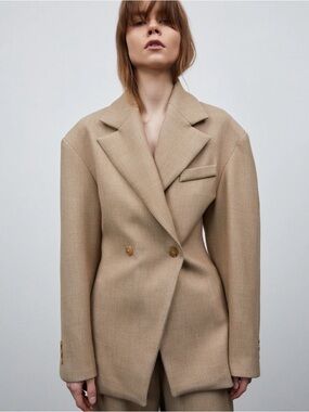 SOURCE UNKNOWN - SOLD OUT NANGY DOUBLE BREASTED CINCHED BLAZER, TAN BEIGE